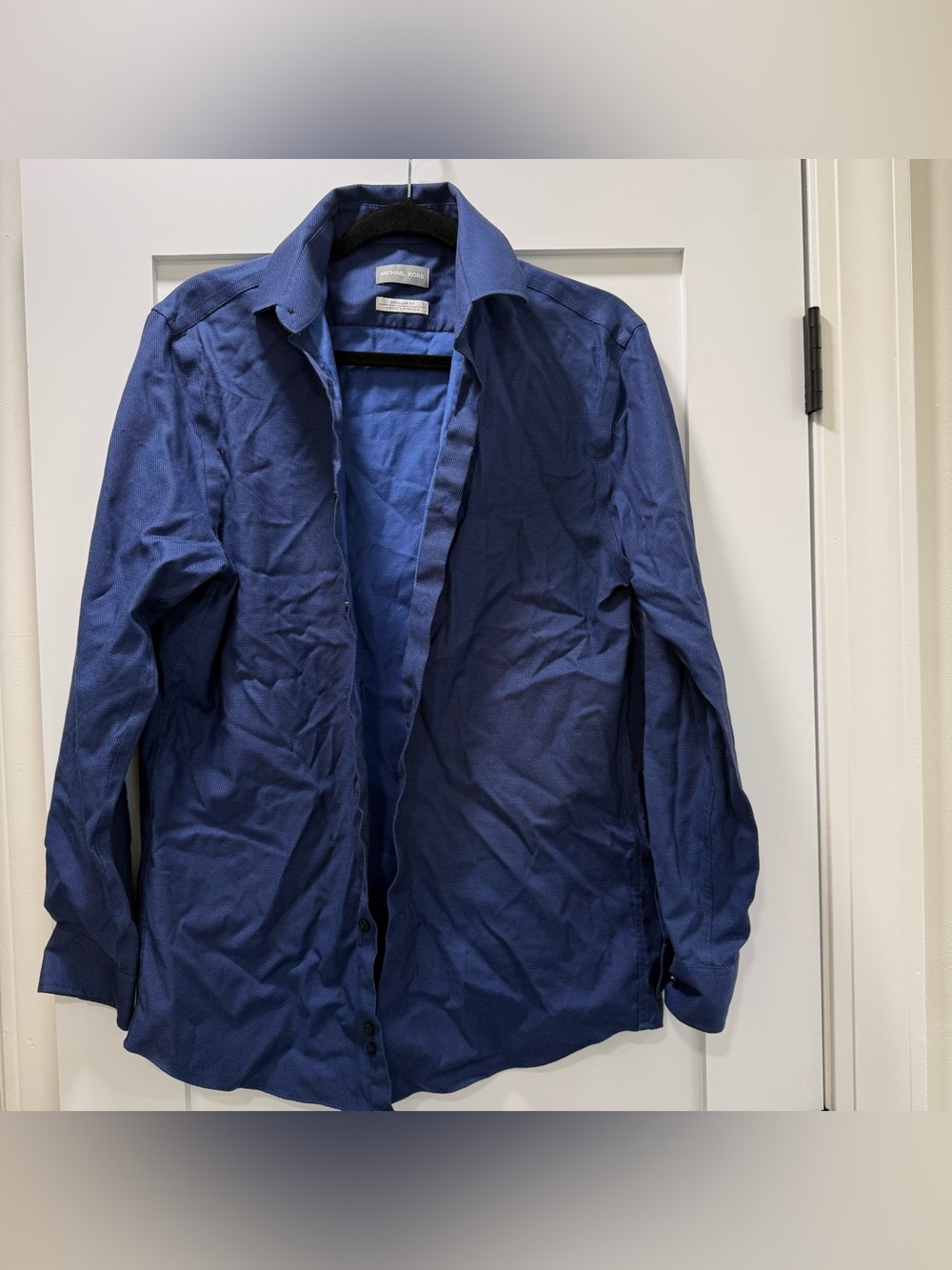 Michael Kors Men's Navy‎ Regular Fit and Airsoft Stretch Button Down